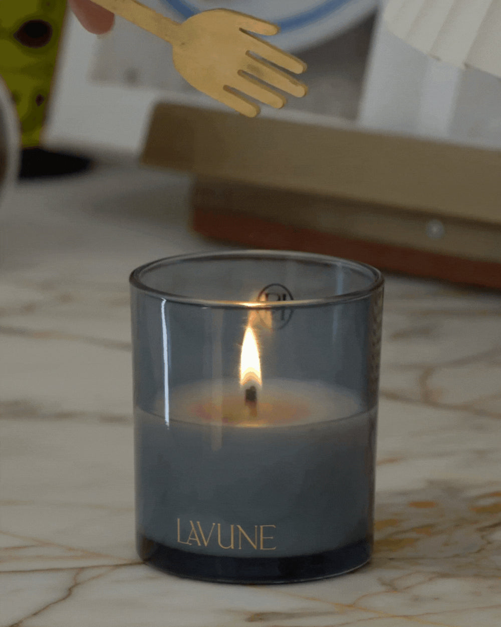 CANDLE SNUFFER BRASS HAND