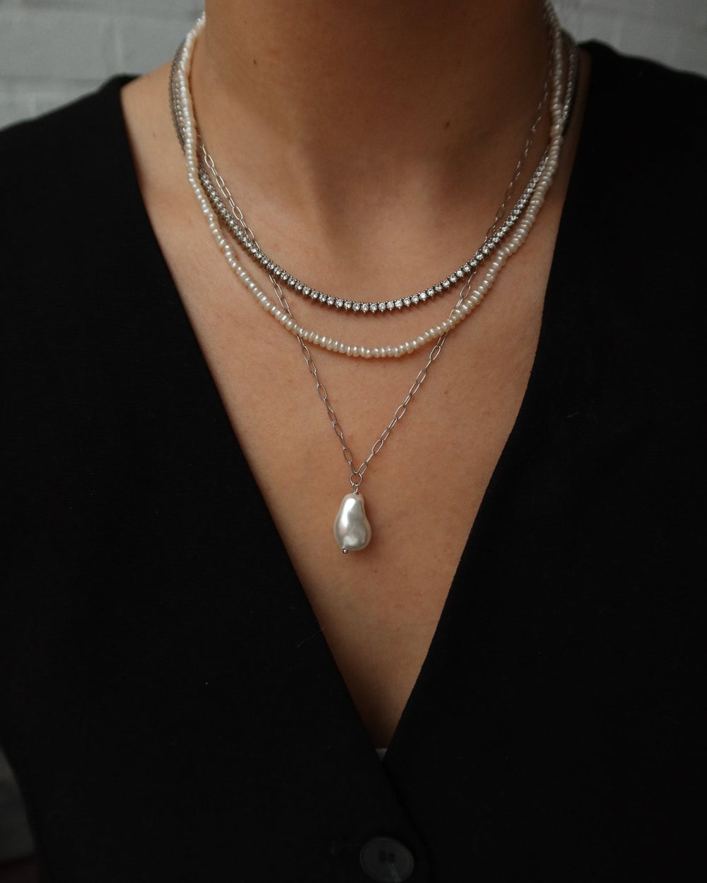 ASHLEY BAROQUE PEARL ON SMALL PAPERCLIP CHAIN - Shop Cupcakes and Cashmere