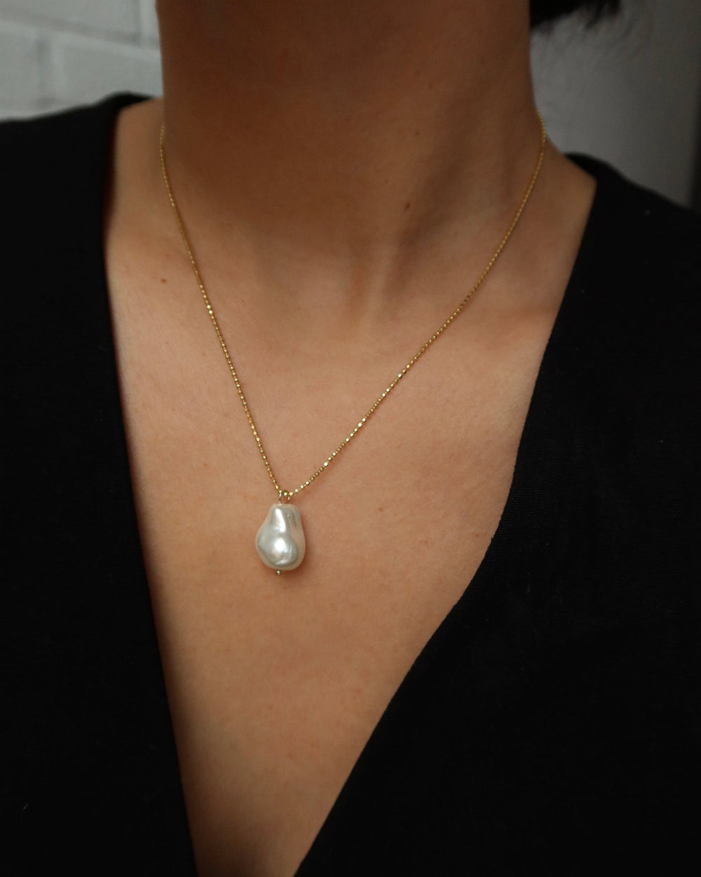 MARY - KATE BAROQUE PEARL ON SMALL BEAD CHAIN - Shop Cupcakes and Cashmere