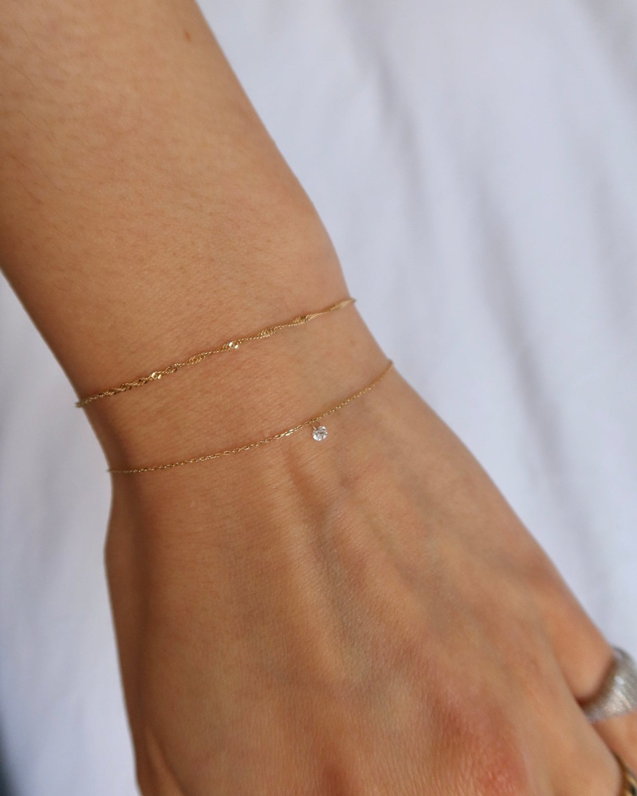 SANTORINI 14K GOLD TWIST CHAIN BRACELET - Shop Cupcakes and Cashmere
