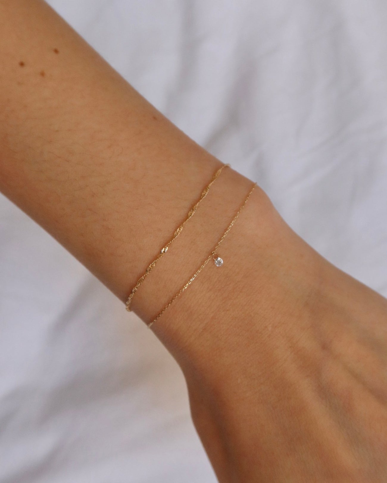 SANTORINI 14K GOLD TWIST CHAIN BRACELET - Shop Cupcakes and Cashmere